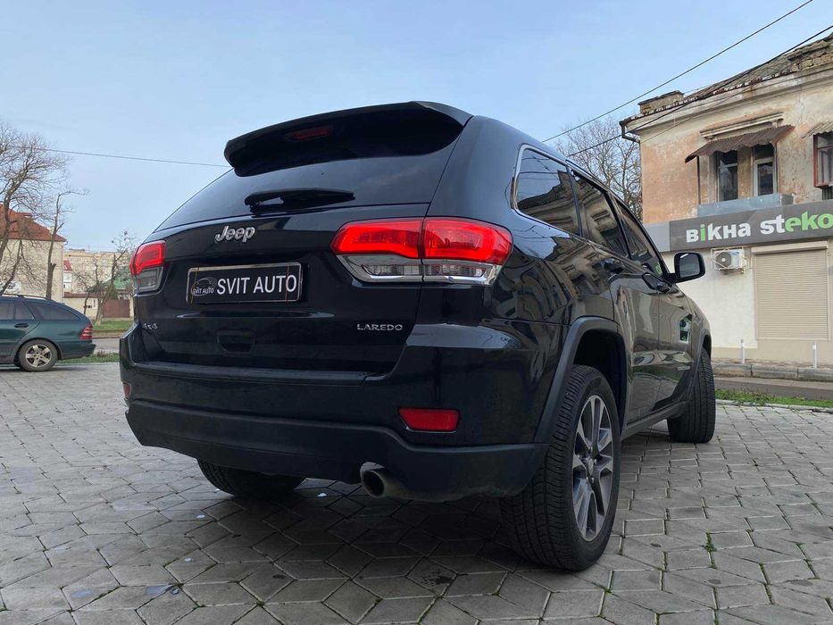 Продам шикарний автомобіль JEEP GRAND CHEROKEE 2015 р. 3.6 бензин