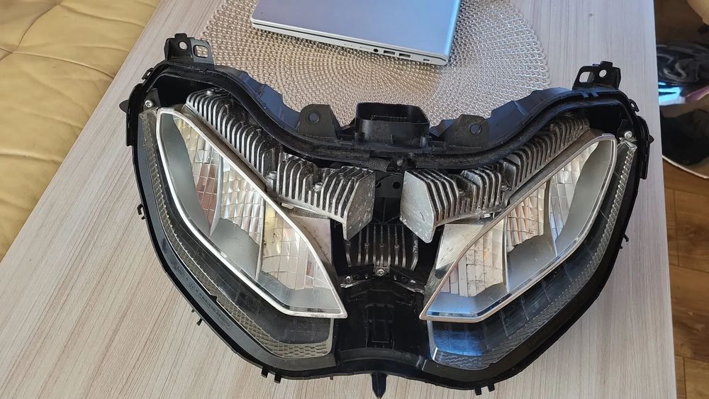EU REFLEKTOR LAMPA BMW R1200 RS R1250 R 1200 1250 R1200RS R1250RS 18+ K54