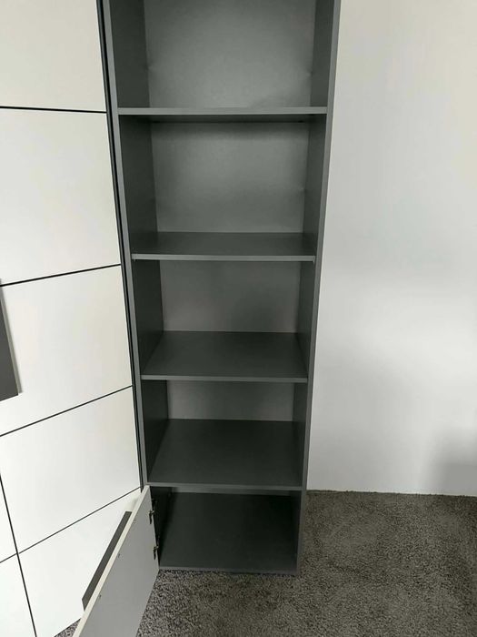 Szafa rogowa oraz Regał