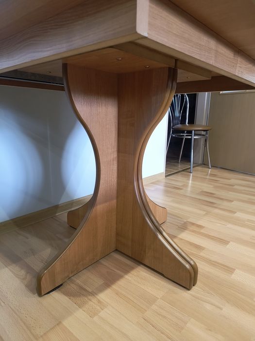 Sprzedam stół i krzesła