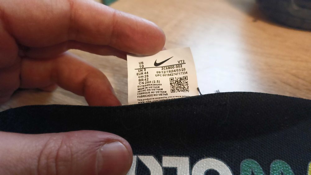 Buty sportowe Nike Adapt Auto Max Triple Black–Rozmiar45 wkładka 29 cm