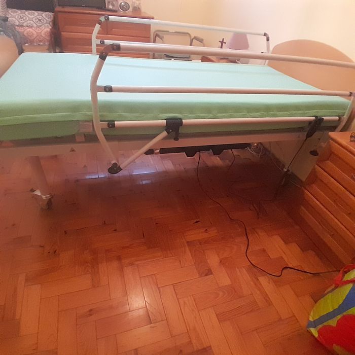 Cama articulada elétrica