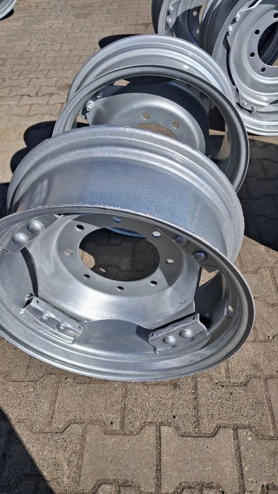 Felgi felga 10x24 MF JD Fendt Case Claas 280/85r24 11.2r24 12.4r24
