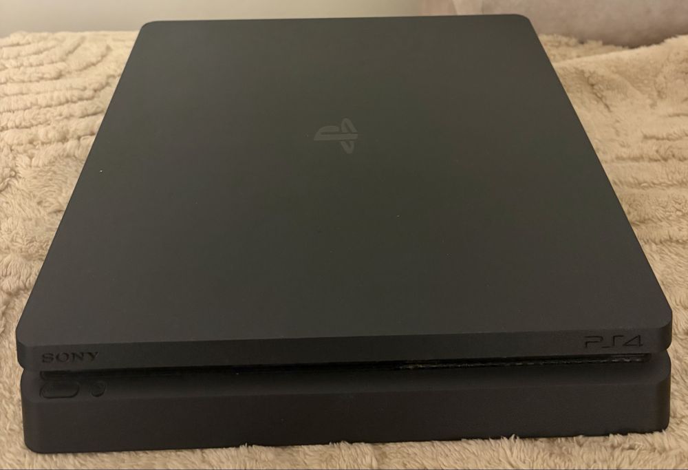 Playsation 4 como novo
