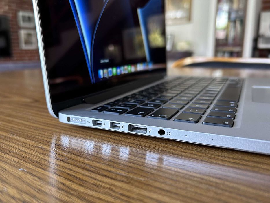 Apple MacBook Pro 2,7/8gb/256Gb 13 cali, 2015 r.