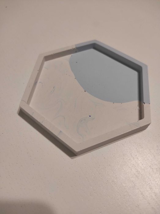 Podstawka z gipsu polimerowego - heksagon