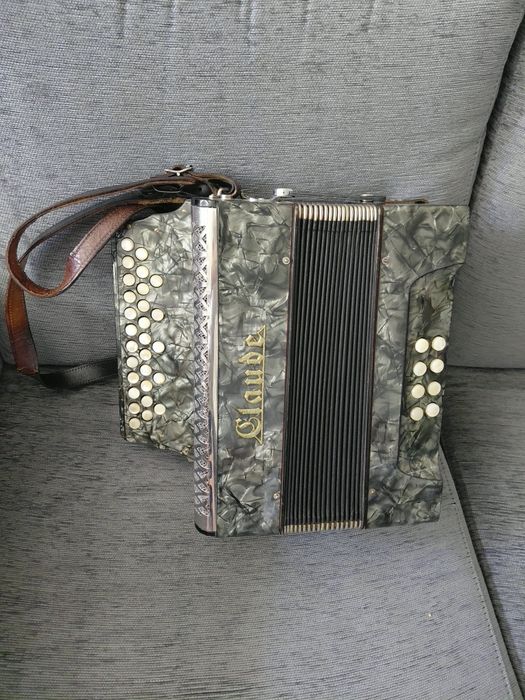 Concertina da marca claudia