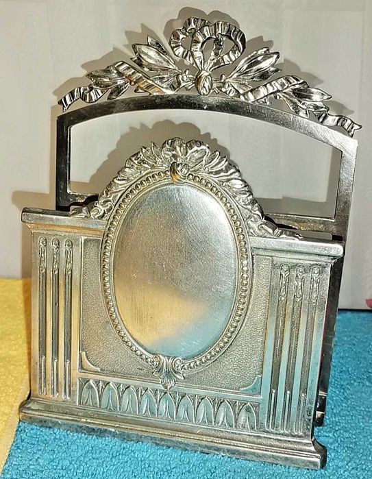 Silver-plated table napkin holder436854645934663681