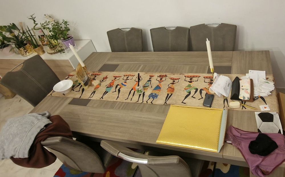 Mesa grande 8 cadeiras