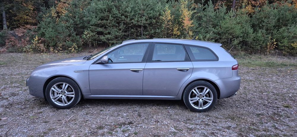 Alfa Romeo 159