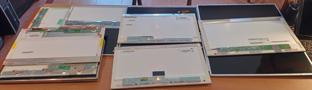 Martyce do laptopa 15,6" lub 17,3 stary model nie slim