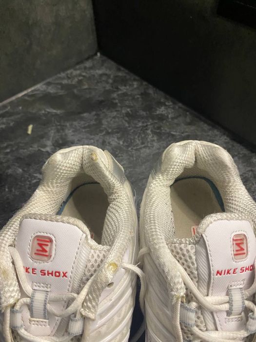 Bytu Nike Shox TL