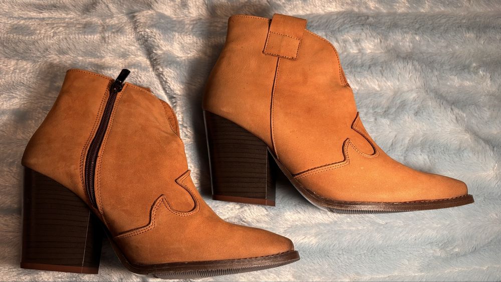 Botki, kowbojki rozm. 40