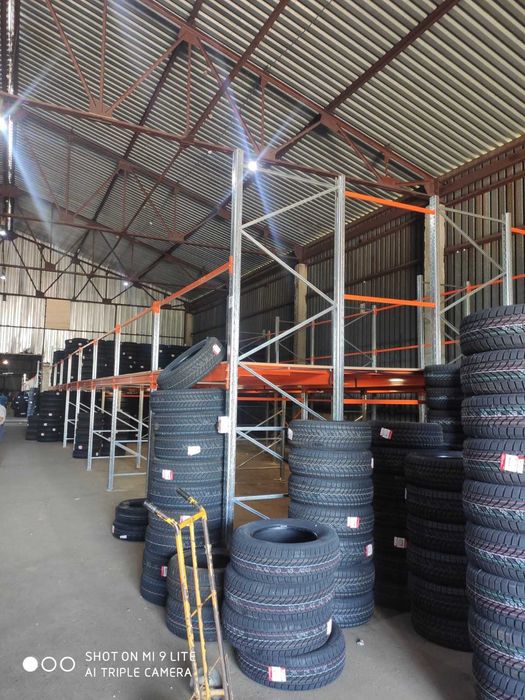 Палетні стелажі, фронтальні стелажі б/у та нові, стелажі на складі.