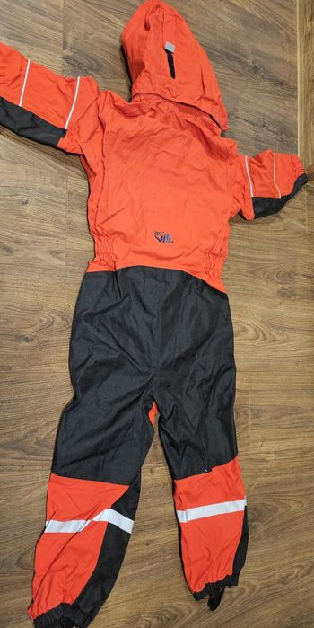 Kombinezon 5-6lat nowy