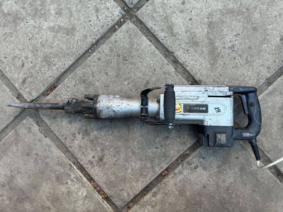 Відбійній молоток, ТИТАН ПМ 1700.