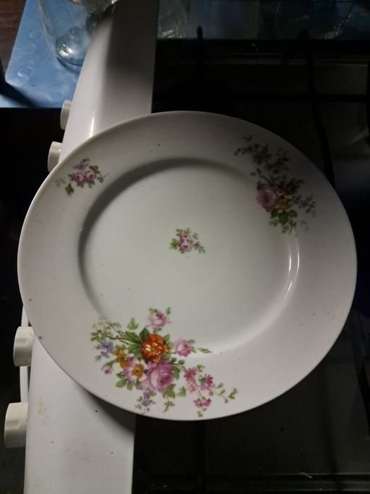 Prato raso louca antiga