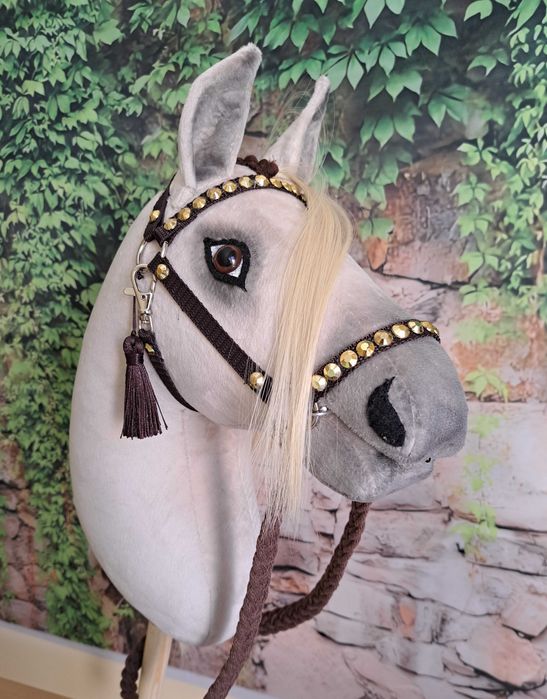 Konik Hobby Horse,  cremello, wielkość A3  - Zestaw