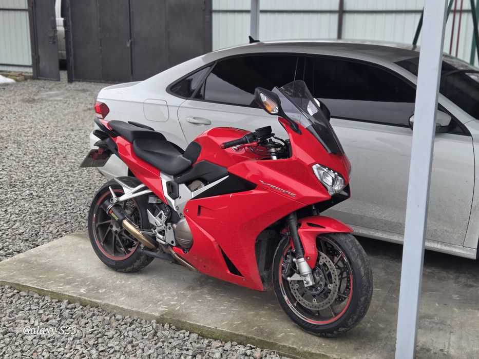 Honda VFR800F 2015рік спорт турист