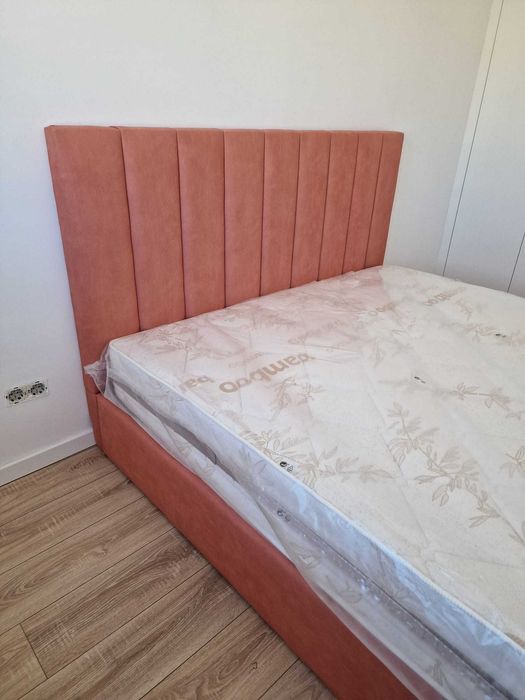 Camas De Casal Estofadas ALTA GAMA - MODELO GOMOS - Top de Gama 190x140m Estrado Incluído!!