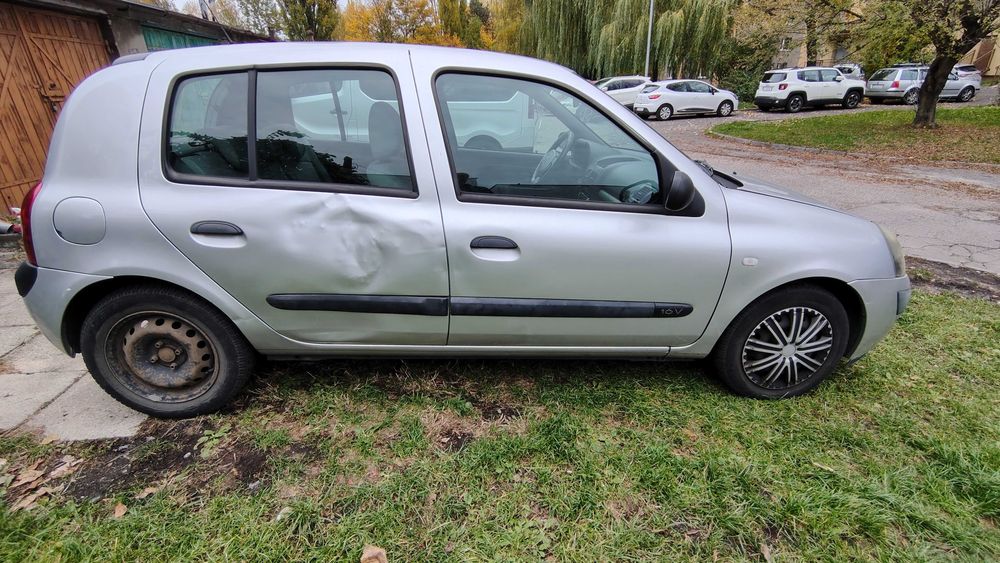 Renault Clio 2 1.2 75km