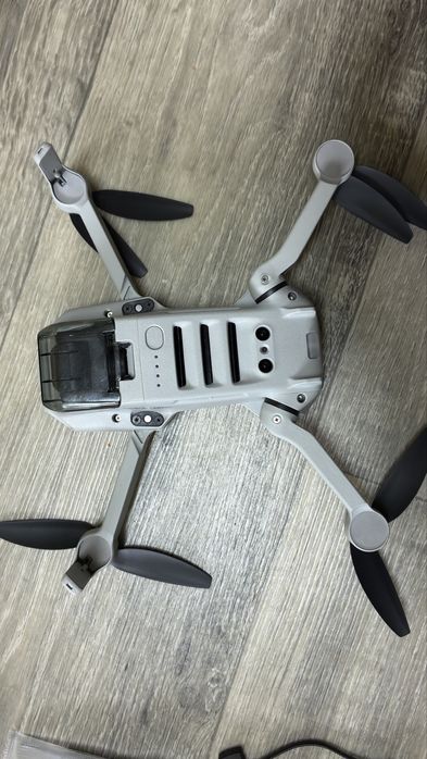 DJI mini SE 2.7K