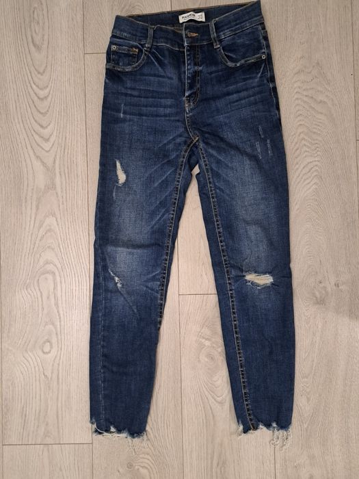 Spodnie jeans Pull&Bear