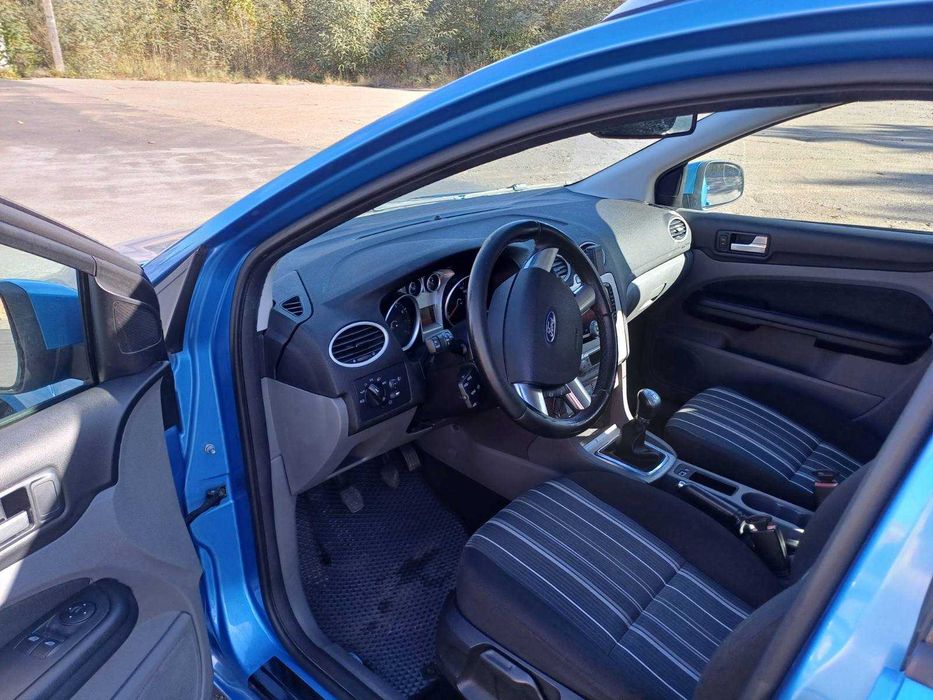 Автомобіль для сімї