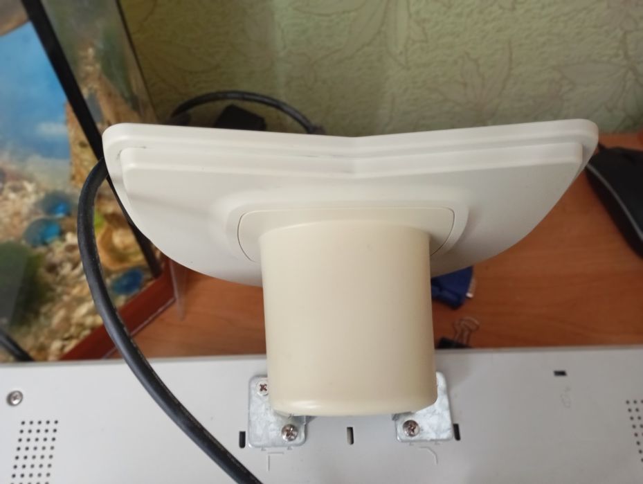 Монитор комп'ютер