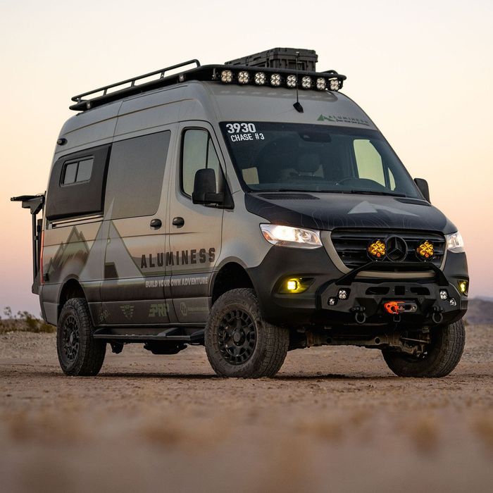 Zderzak Off-Road Mercedes sprinter 2019+ pod wyciągarkę