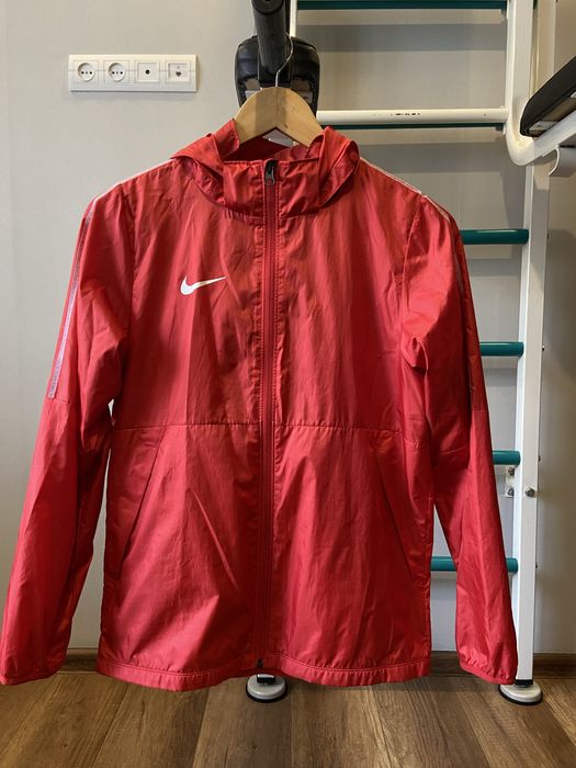 Вітрівка Nike, 12-13 років