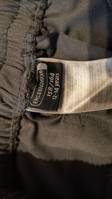 Spodnie dresowe chłopięce 158/164