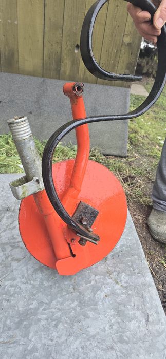 Aplikator doglebowy talerzowy