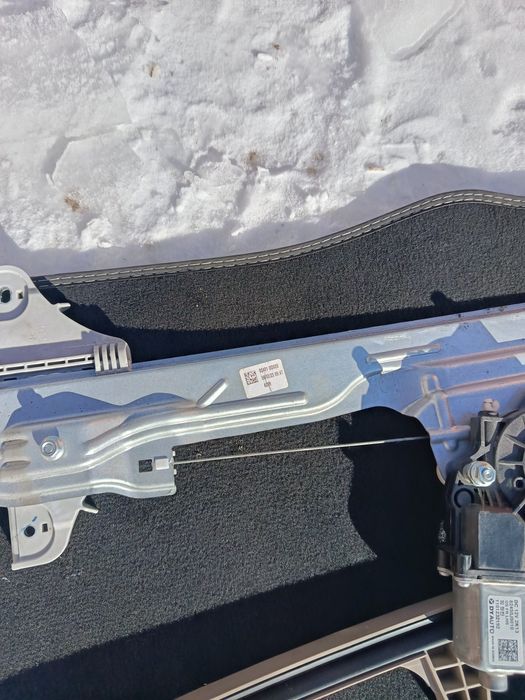 Стеклоподъёмник на хюндай кона