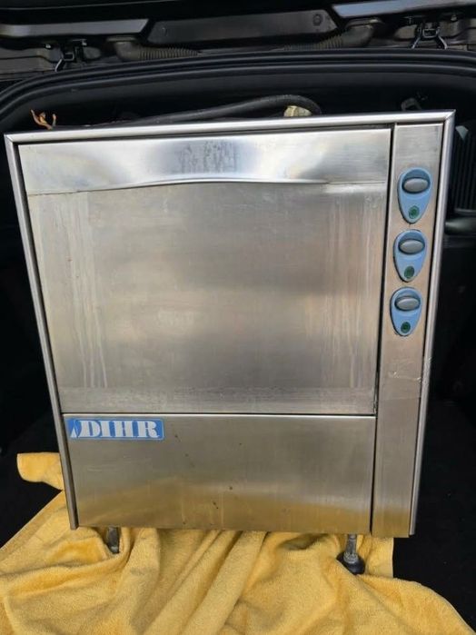 Máquina Lavar Loiça/Copos Industrial DIHR Derby CF (Para Peças/Reparar)