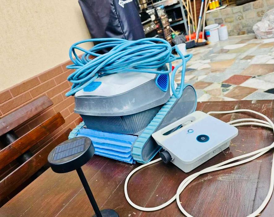 Odkurzacz Basenowy Dolphin S200  Robot Basenu Dno Ściany Linia Wody