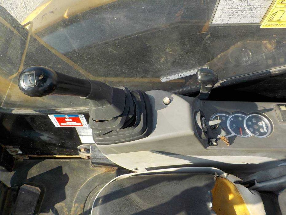 Экскаватор гусеничный CAT 303C SR