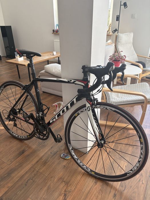 Rower szosowy Scott CR1