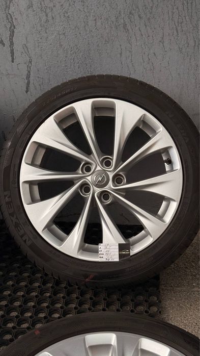 Диски оригінал R17 5/105 з шинами 225/45/17 Goodyear