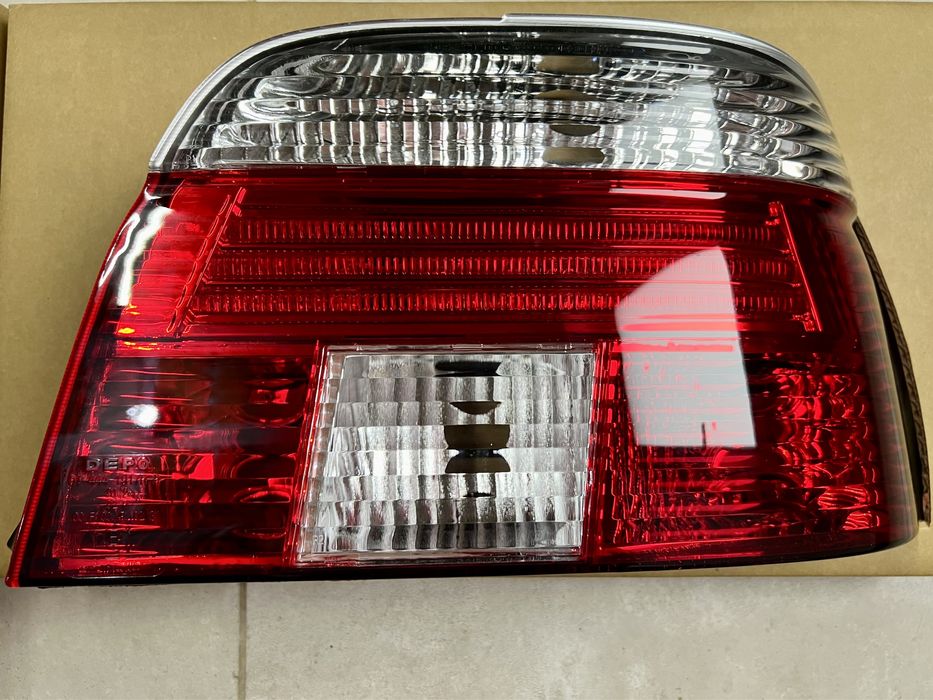 2 X Farolins traseiros Bmw 520d, 530d, E39 4 portas de 1995 a 2000