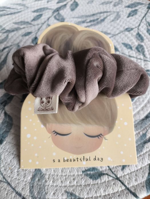 Scrunchi do włosów