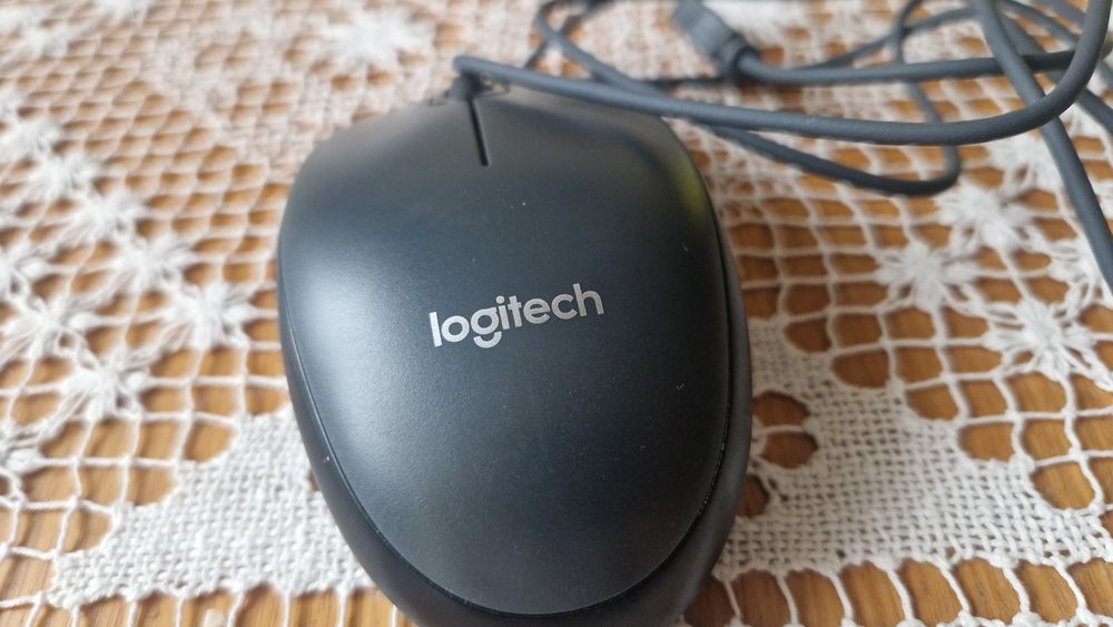 Myszka logitech do komputera