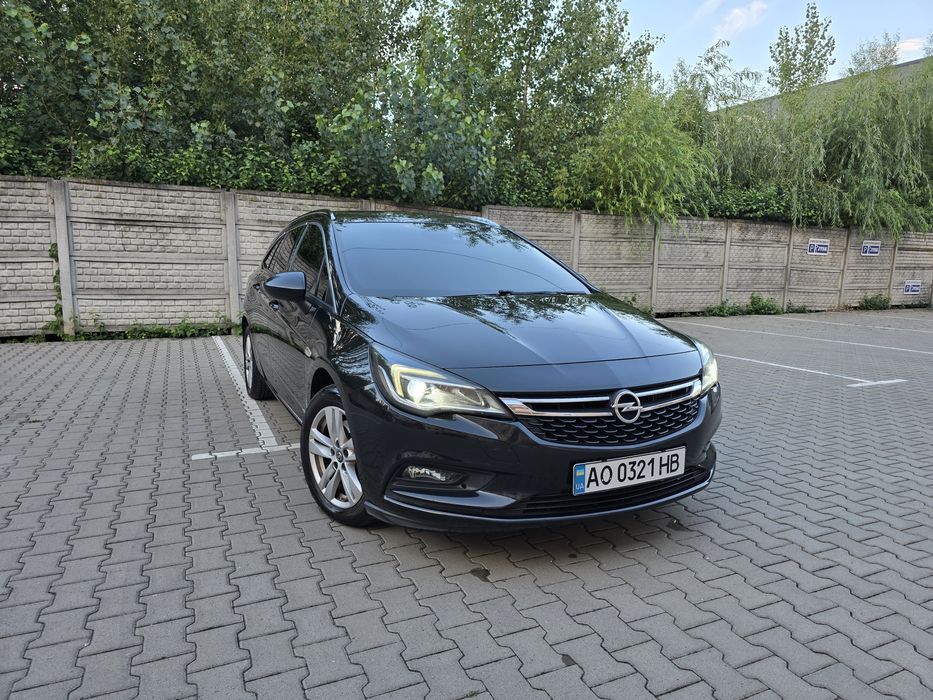 Продам Opel Astra K 2016