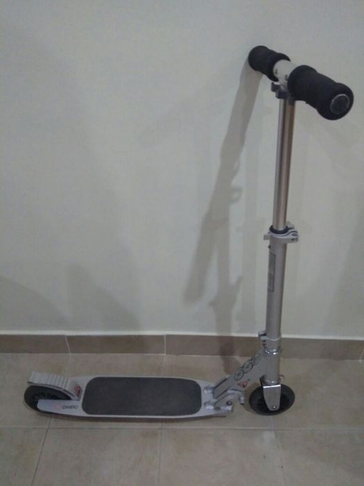 Trotinete (Oxelo) Extensível em Altura com Travão traseiro