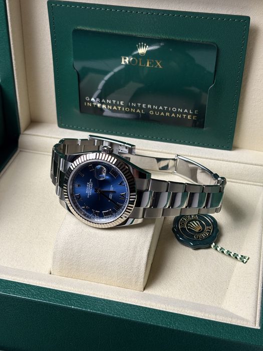 Rolex datejust 126334 roman blue dial 41mm