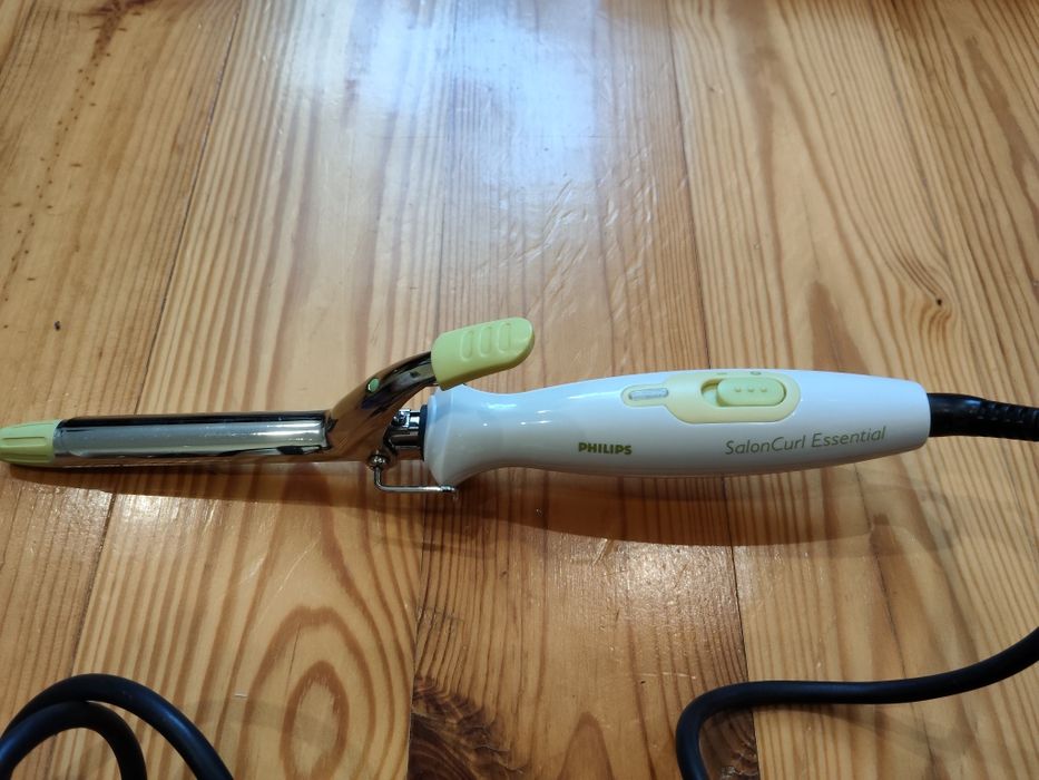 Кругла плойка Phillips Salon Curl Essential