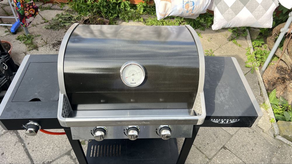 Grill gazowy performance