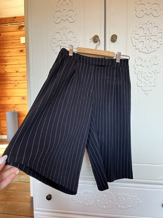 Довгі костюмні шорти бермуди 34 (XS) Stradivarius