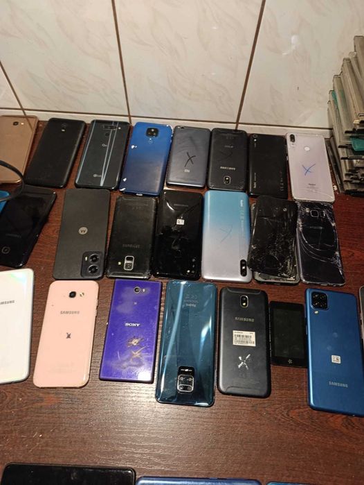 Mix Telefonów Nowszych Oppe, Relme, Xiaomi, Samsung