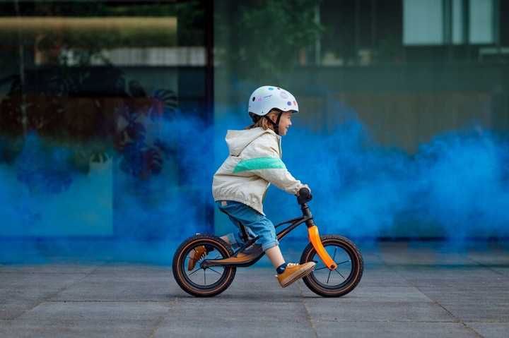 Kask rowerowy dla dzieci Lionelo Helmet biały
